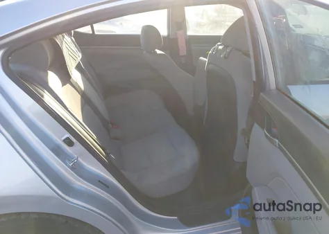 2018 Hyundai Elantra Sel z USA, uszkodzony, nr VIN 5NPD84LF3JH305840